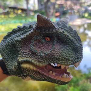 CARNOTAURUS HAND PUPPET HEAD VERDE